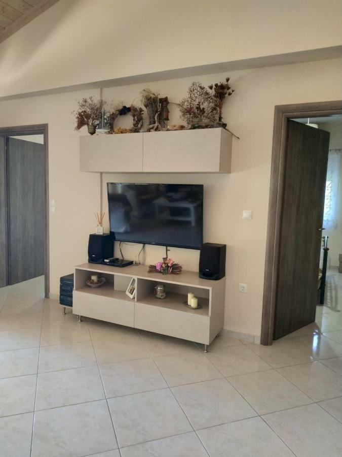 Alexandra Apartment Artemida  Esterno foto