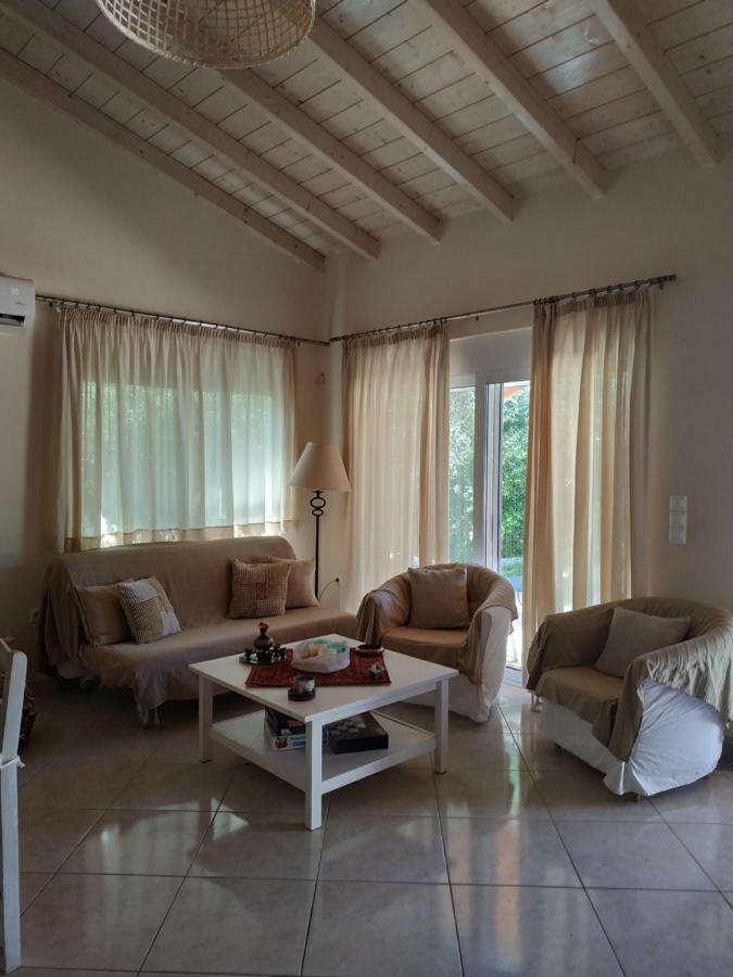 Alexandra Apartment Artemida  Esterno foto